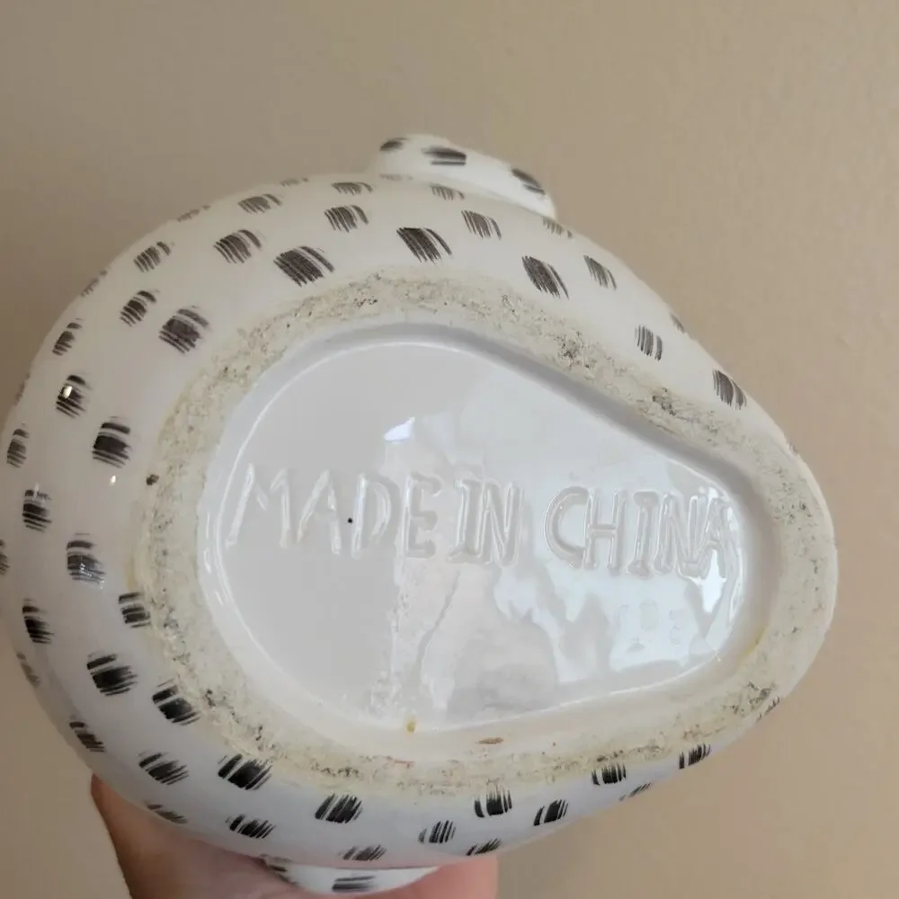 Farmhouse Ceramic Chicken Lidded Bowl Brushstroke Pattern